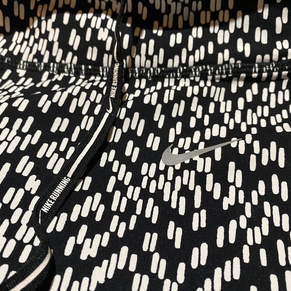 Nike Dri-Fit Running Leggings - Picture 5 of 5